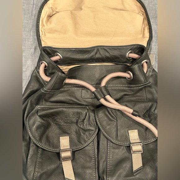 UGG SAMPLE leather drawstring bag - Picture 4 of 6